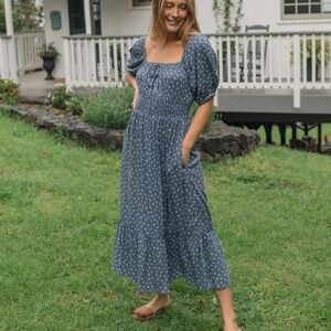 ISO Neuflora Lewisville Dress Size Small!